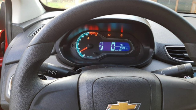 GM Prisma LT 1.0 8V Flex Manual 2015 - Foto 5