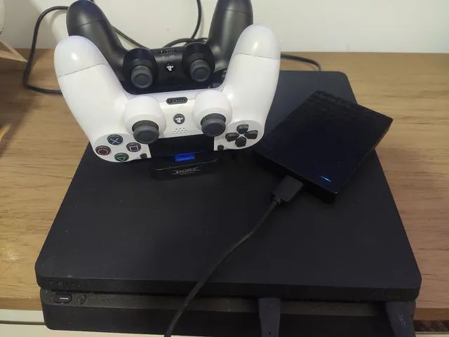 Vendo ps4 pro - Videogames - João Alves, Montes Claros 1248548378