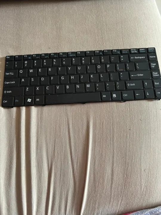Teclado para notebook Sony modelo PGC 7113L