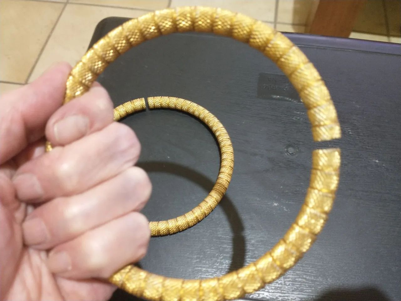 Par de puxadores de cortina dourados - Foto 4