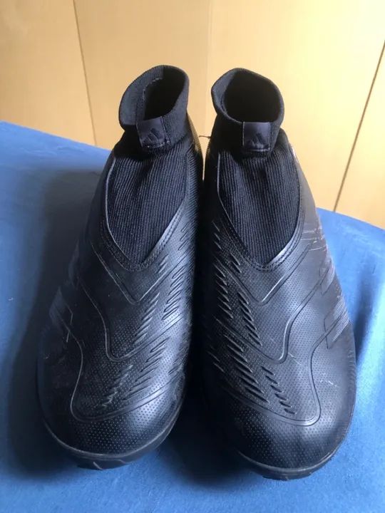 Chuteira 41 Society Adidas Predator  - Foto 3