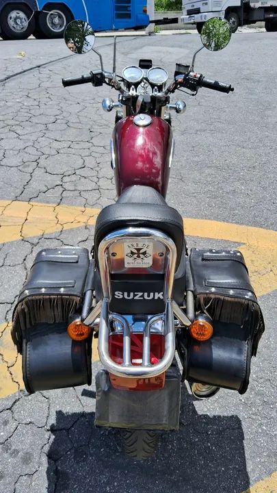 *Suzuki Intruder 125 - 2010*<br>Segundo dono, manual e chave reserva.  - Foto 7