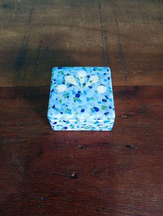 Antigo e Lindo Porta Jóias em Porcelana - Barcelona