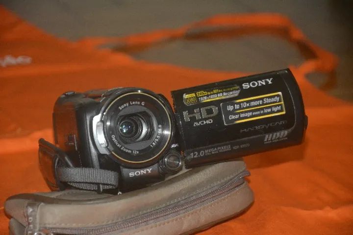 handican sony hdr-12(520) madei in japan 240gb + cartão. R$800 vender hoje.! - Foto 3