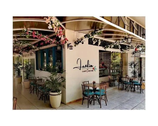 Vende-se Café e Bistrô Completo - Equipamentos, Utensílios e Ótima Localização!