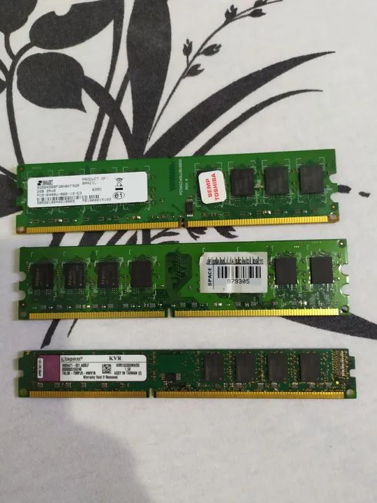 4GB DDR2 e 2GB DDR3