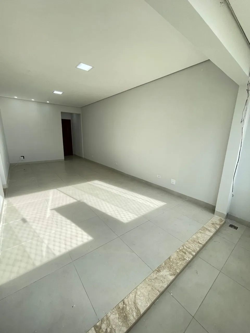 Alugo apt. com 3/4 no Edifício Angra dos Reis  - Foto 4