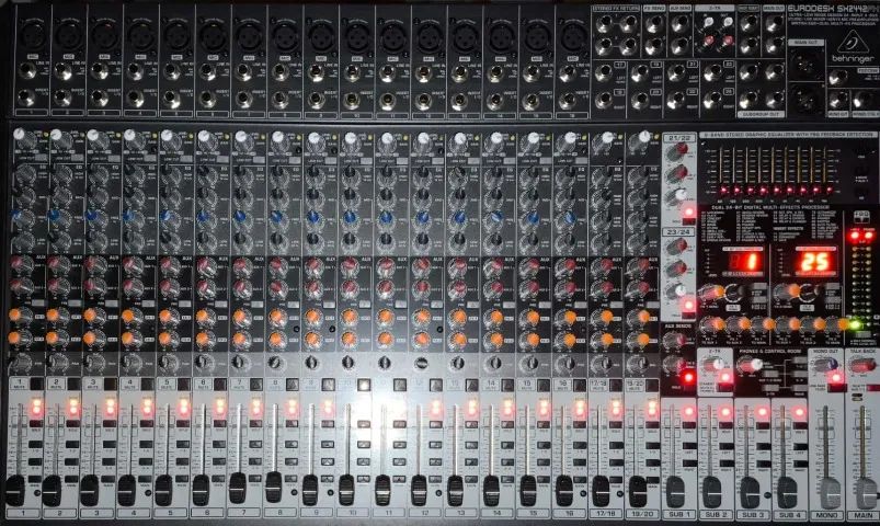 Mesa Console Behringer SX2442FX Eurodesk de mistura<br> - Foto 4