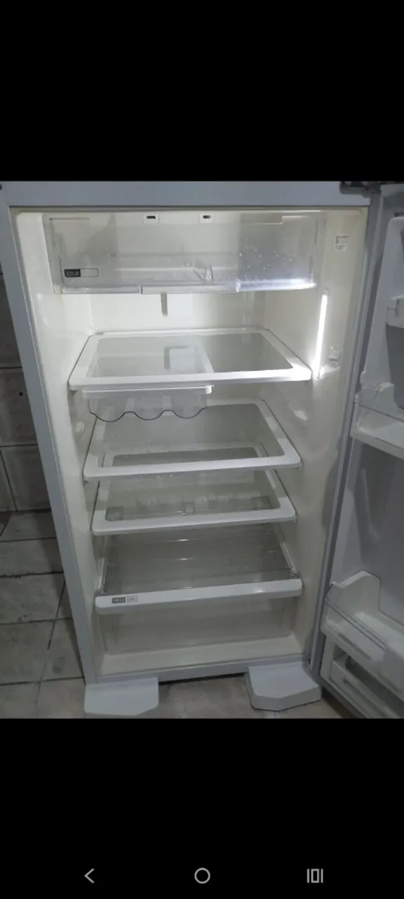Geladeira Frost Free - Ótimo Estado