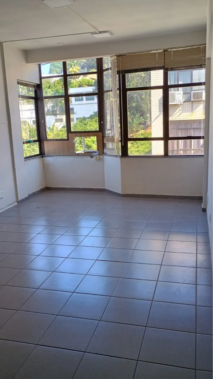 Sala comercial centro Barra Mansa