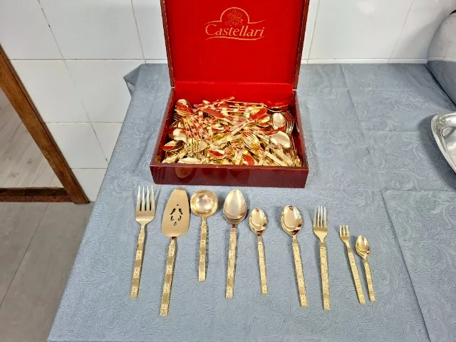 FAQUEIRO COMPLETO 126 PEÇAS , DOURADO