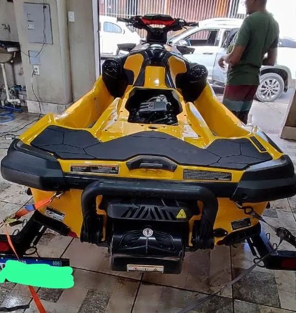 Jet ski 300 seeadoo 37 horas único dono AMARELO PÉROLA  - Foto 9