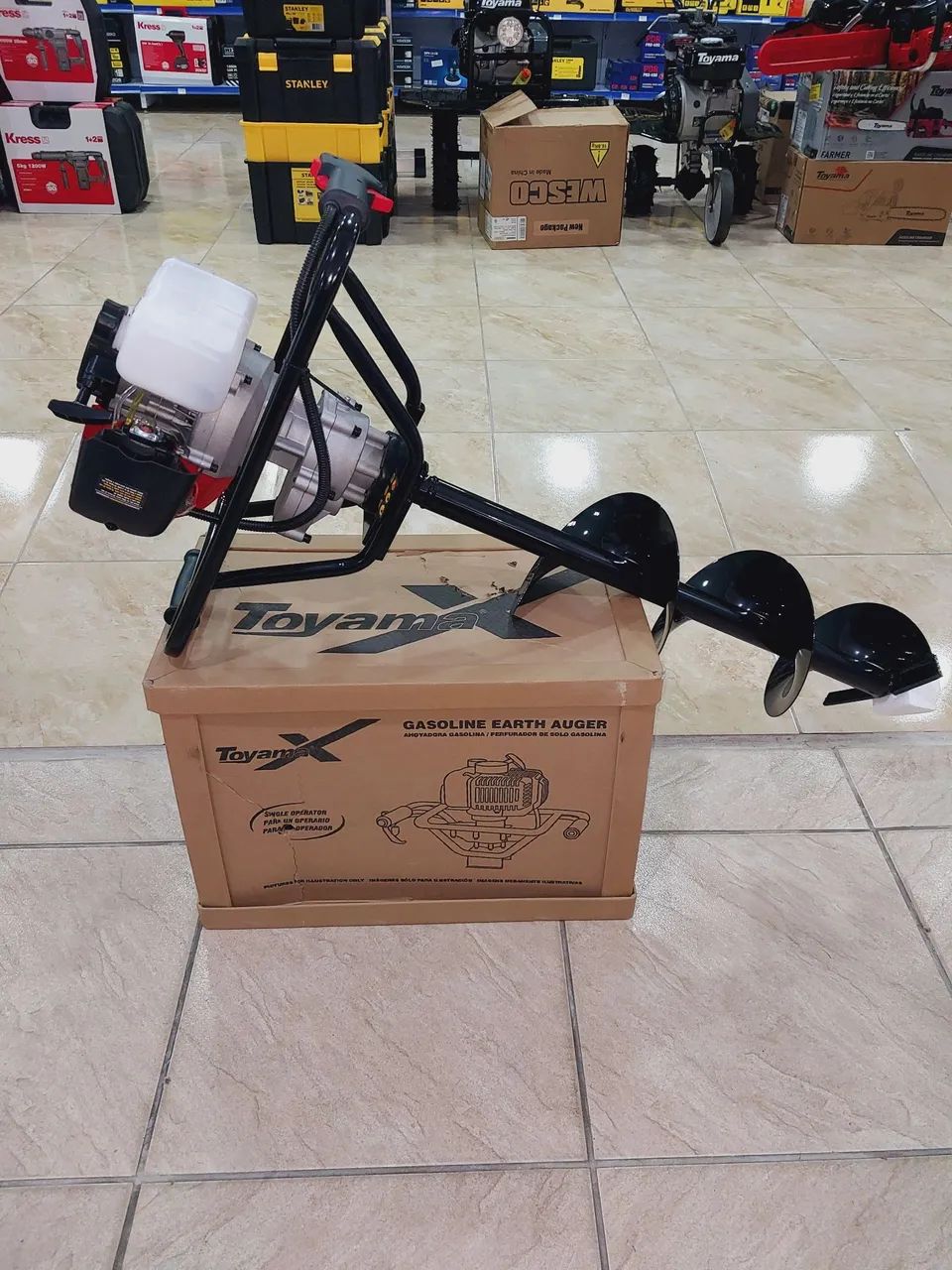 Perfurador de solo a gasolina 2.2hp 52cc Toyama (Loja) - Foto 3