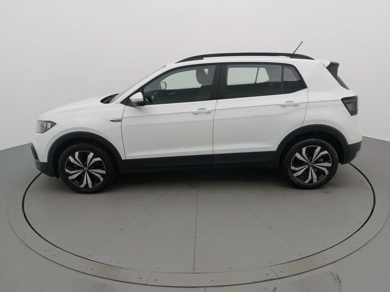 Volkswagen T-cross 2024 1.0 200 tsi total flex comfortline automático - Foto 2
