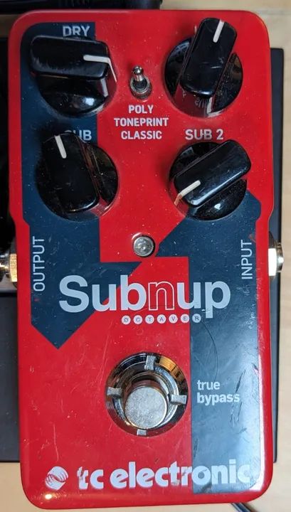 Pedal oitavador TC Electronic Sub 'n' Up octave