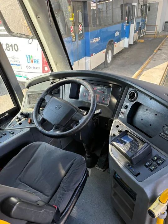 Ônibus articulado Marcopolo Viale BRT Volvo B340m ano 2014 - Foto 6