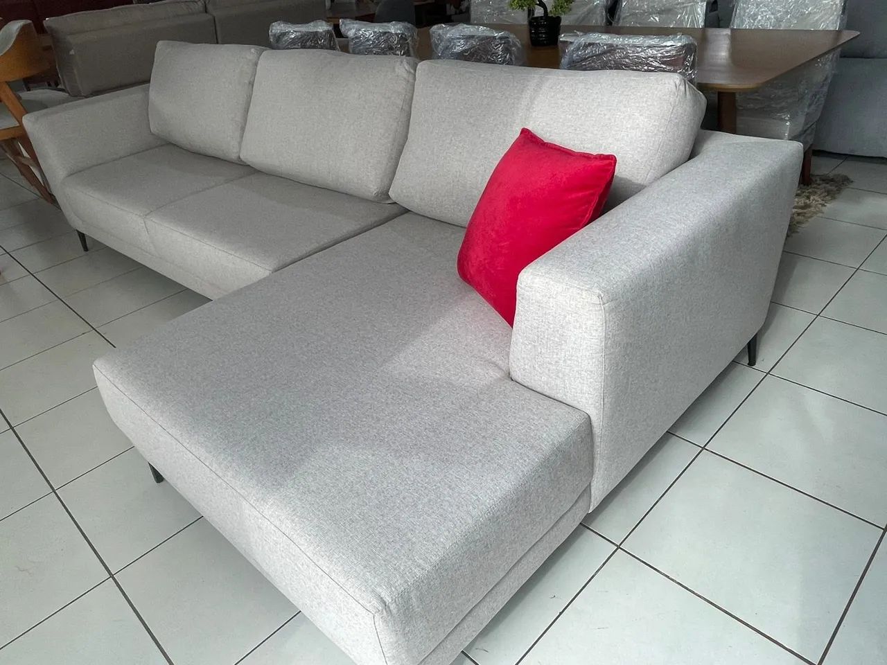 Sofá 3.15 mt em linho conforto e qualidade  - Foto 4