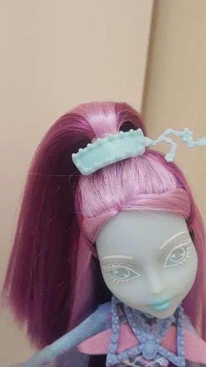 Boneca Monster High Kiyomi Haunterly - Haunted - Foto 4