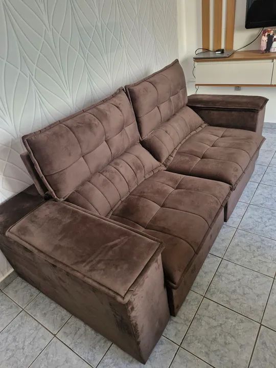 Sofá 3 Lugares Marrom - Foto 2