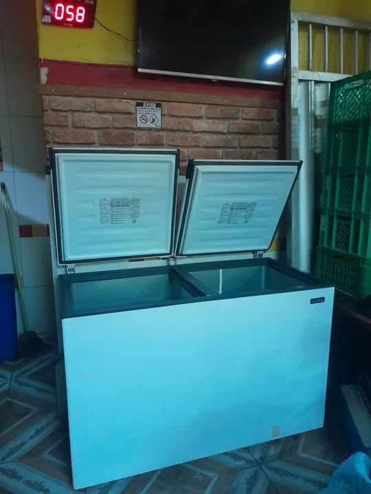 Freezer Horizontal 468 Litros Seminovo (poucos meses de uso)