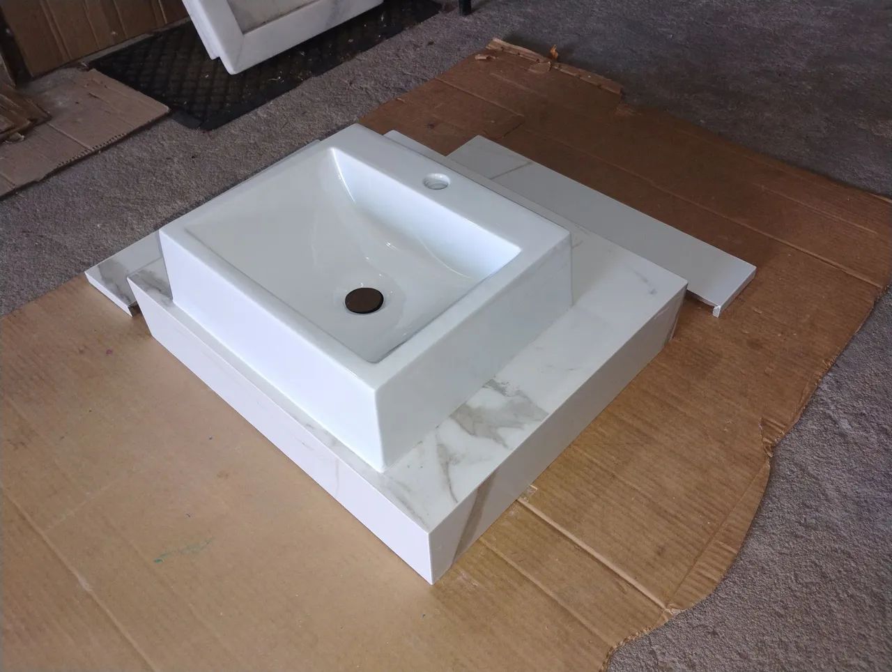 Pia Porcelanato 50x45  - Foto 2