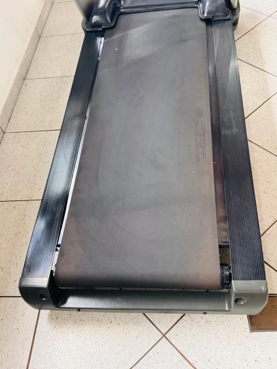 Esteira Ergométrica Profissional Embreex 800 AL - 0 - Parcelo no cartão com Juros - Foto 5