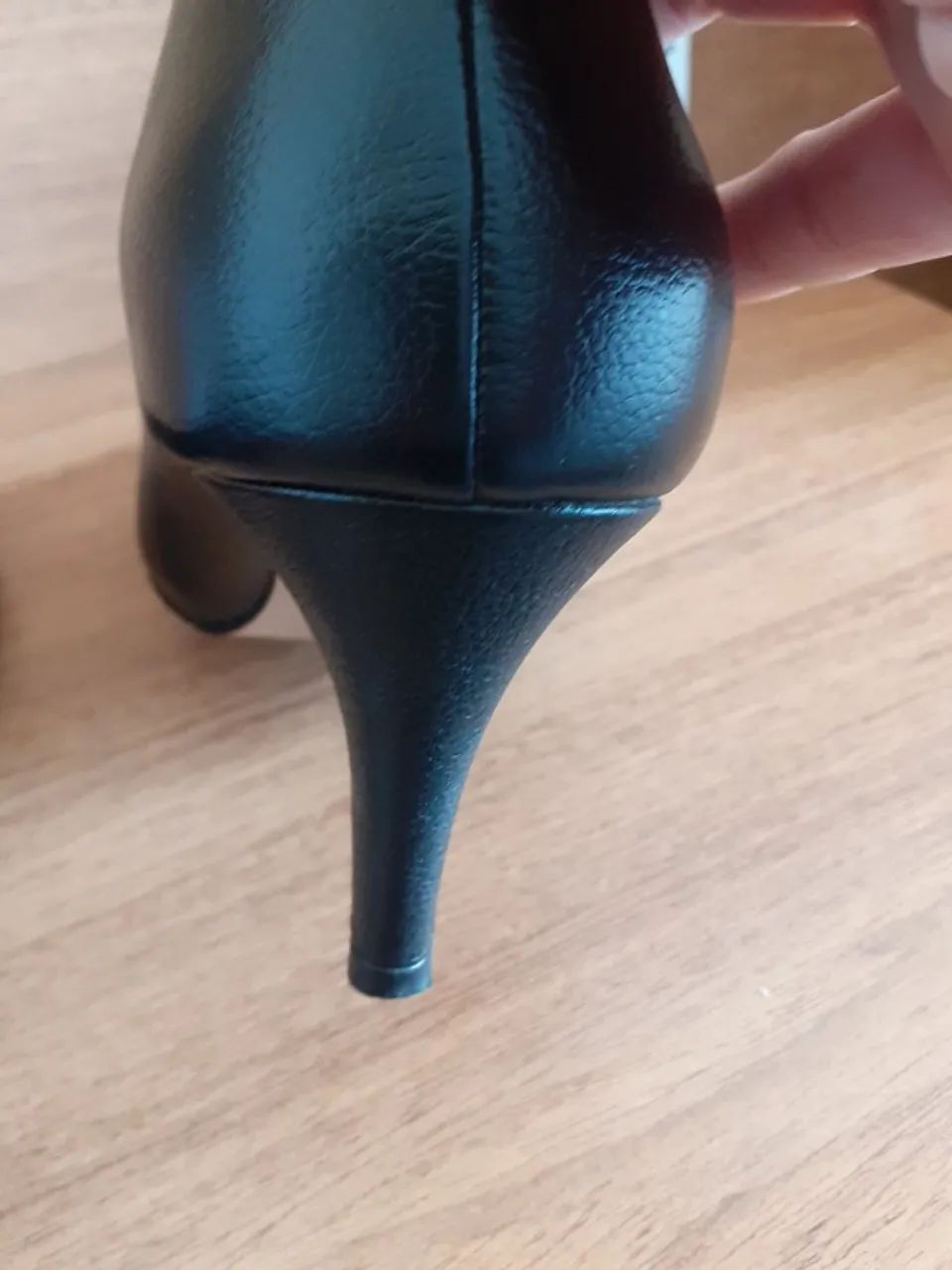 Sapato feminino Preto - scarpin - Foto 4