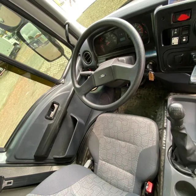 Ford Cargo 2429 6x2 2013 - Foto 12