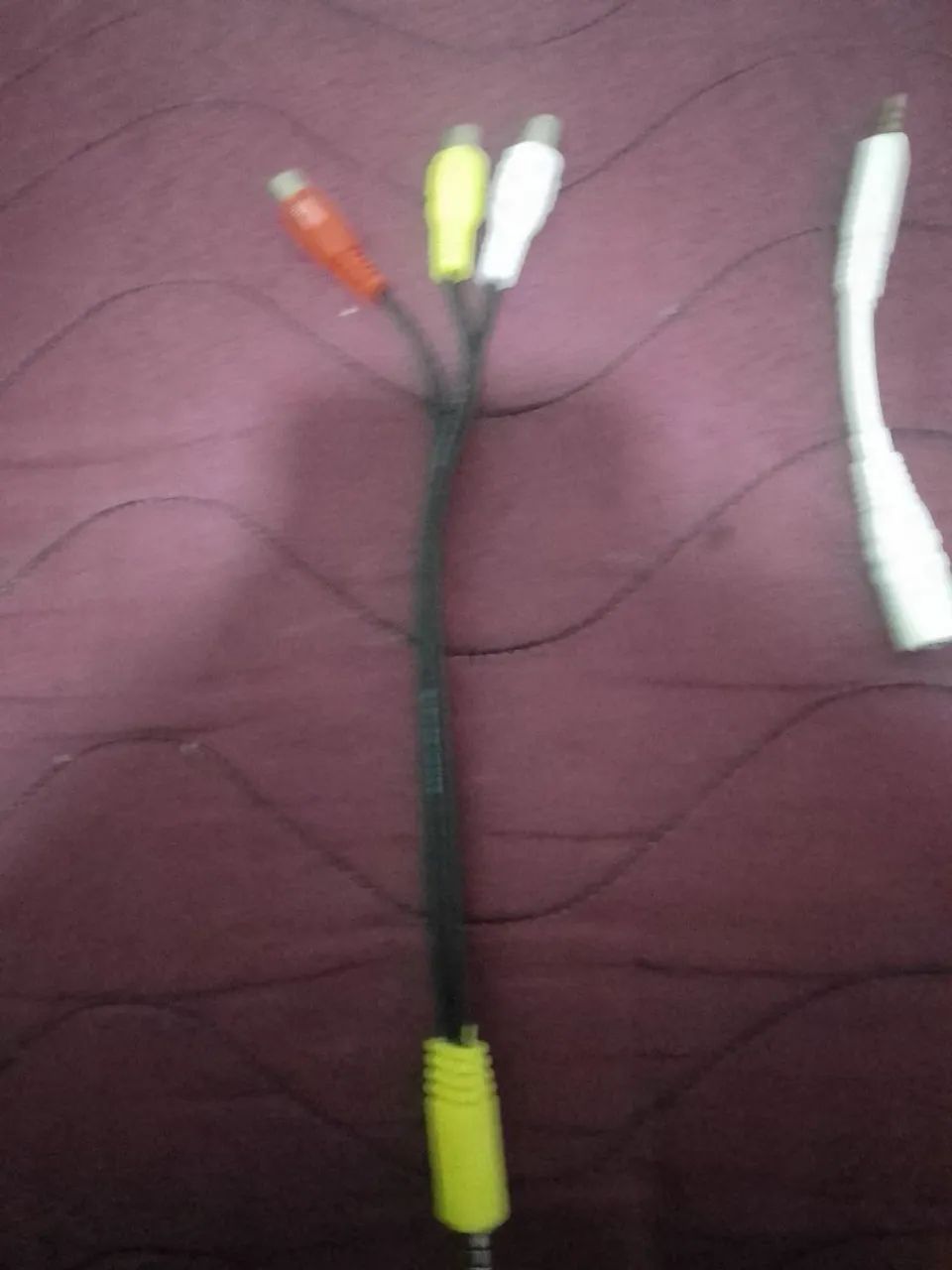 Cabo AV para Celular