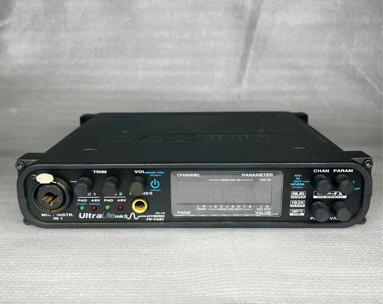 Placa de áudio Motu Ultralite MK3