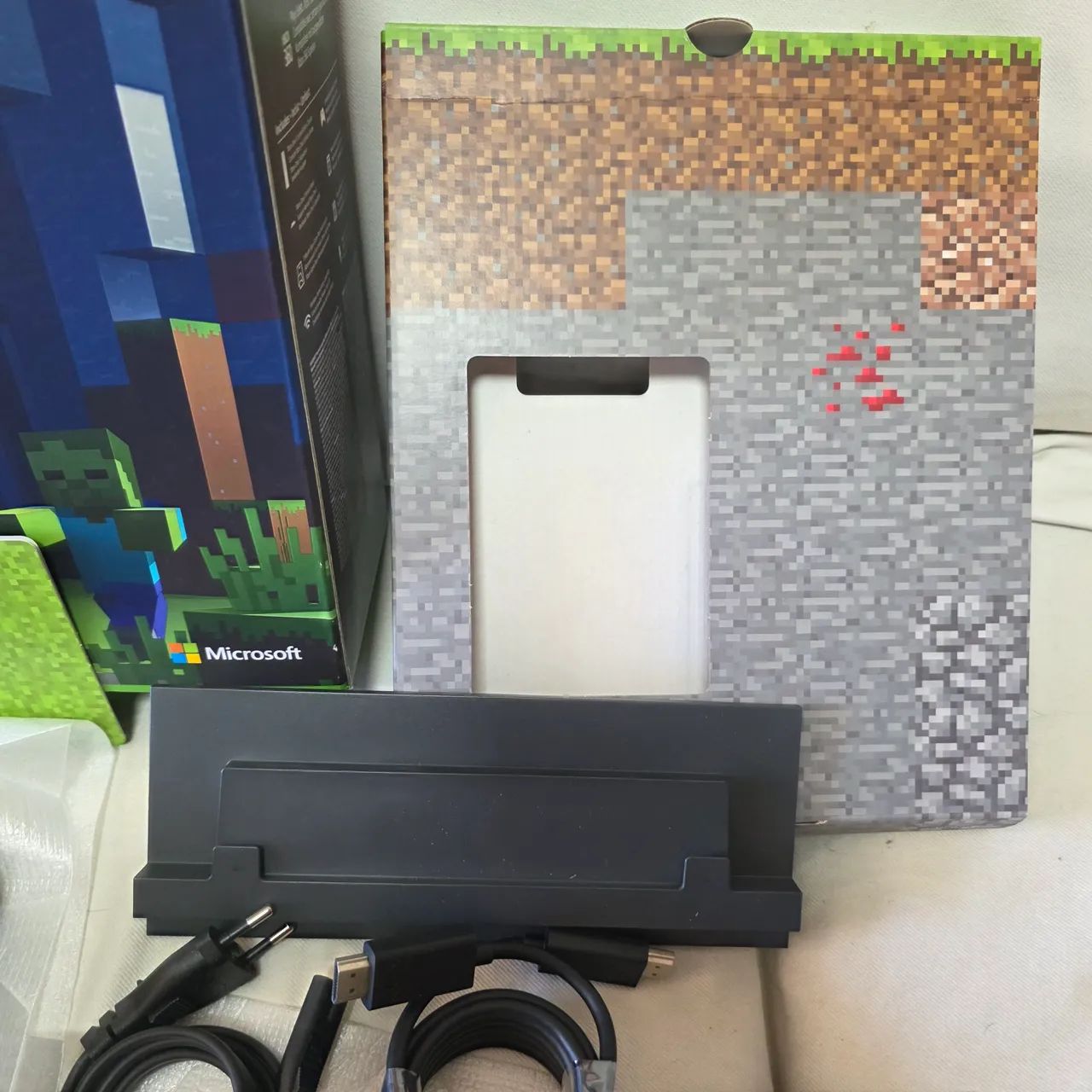 Xbox one S edição Minecraft novo sem uso. - Foto 6