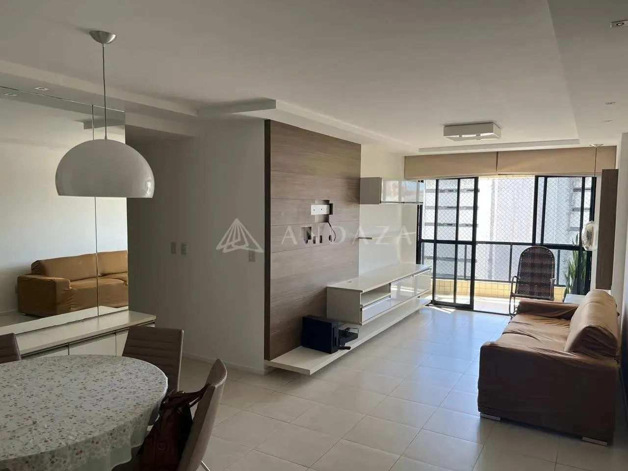 Conforto e Vista Mar na Ponta Verde 105m² | 3 Suítes | Varanda | 2 Vagas