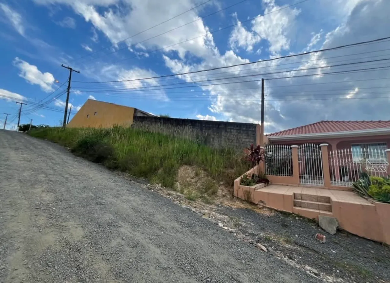 Terreno em Neves, 10 min Centro, murado