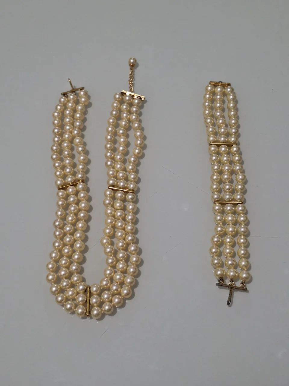 Conjunto de Colar e Bracelete de Pérolas