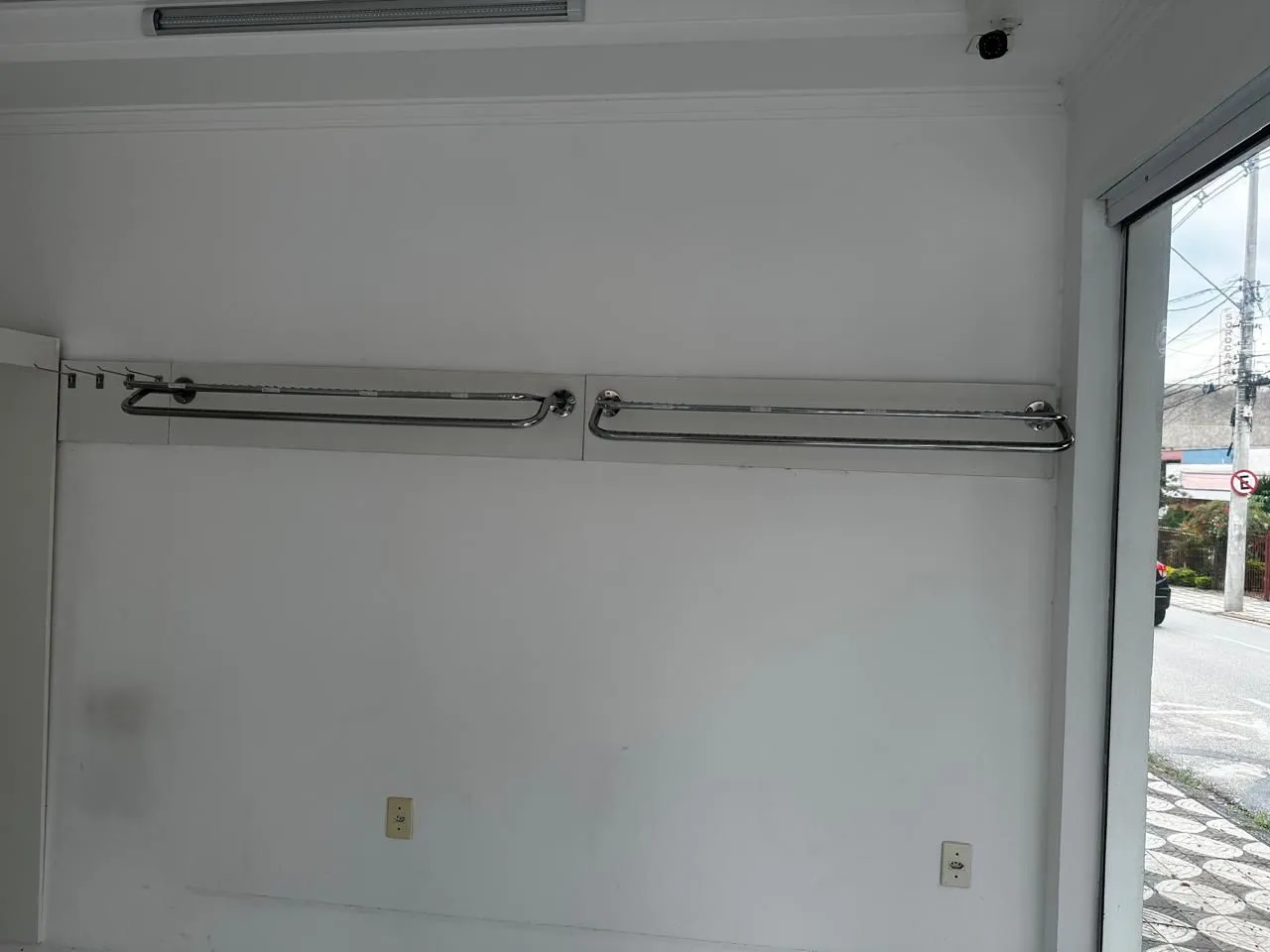 Arara Cromada de Parede 2x 1,20m