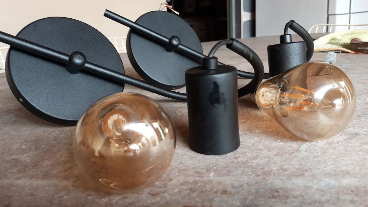 1 par de  luminárias e 1 par de lâmpadas retro  - Foto 5