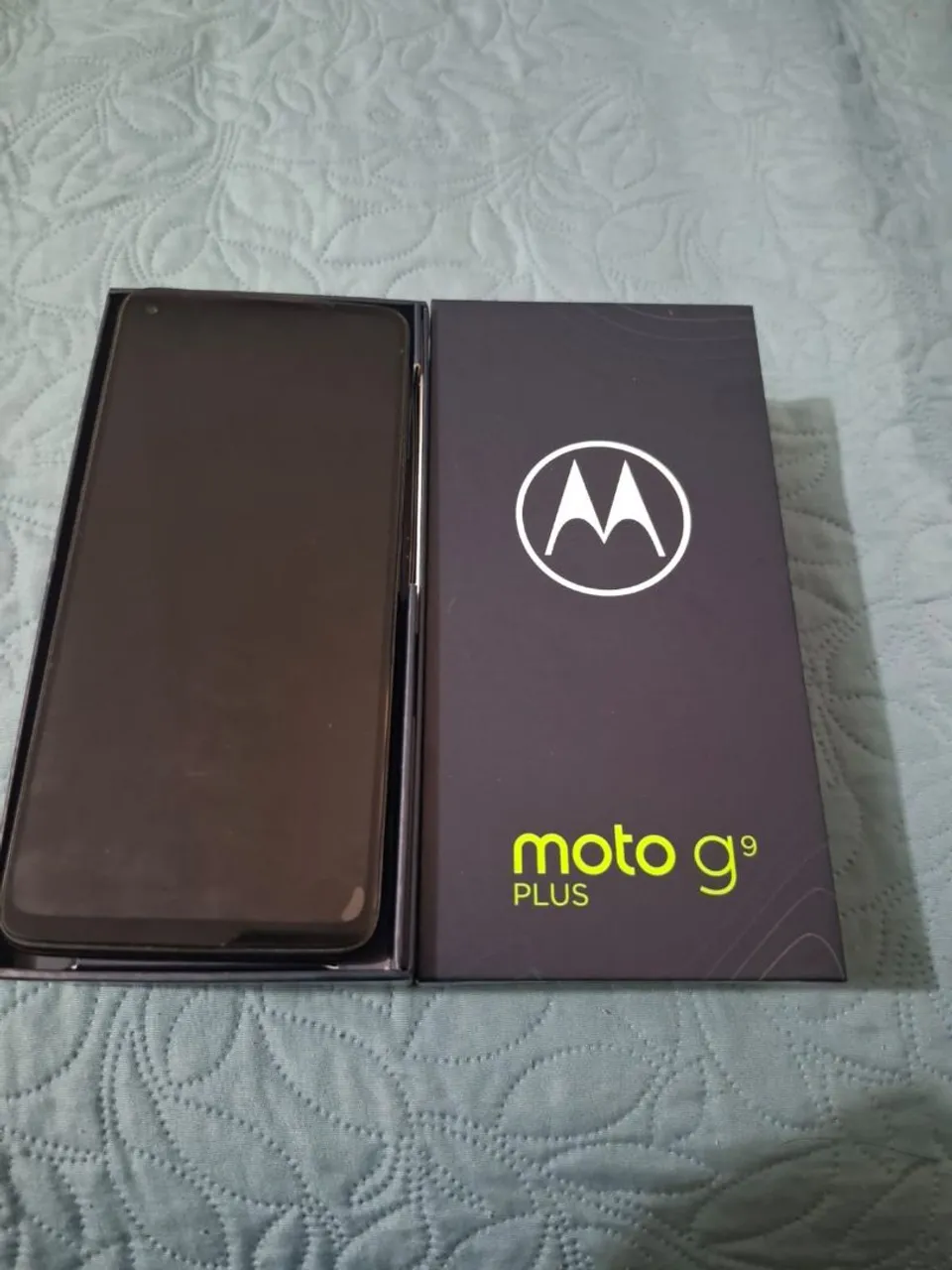 Moto G9 plus semi novo