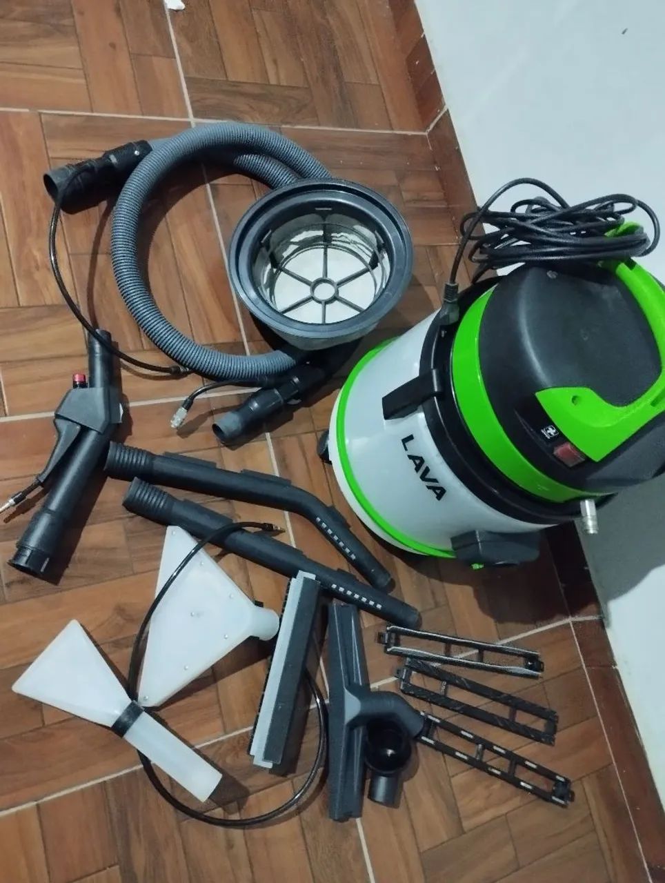 EXTRATORA IPC LAVA PRO 220V - SEMI NOVA, EM EXCELENTE ESTADO! - RJ