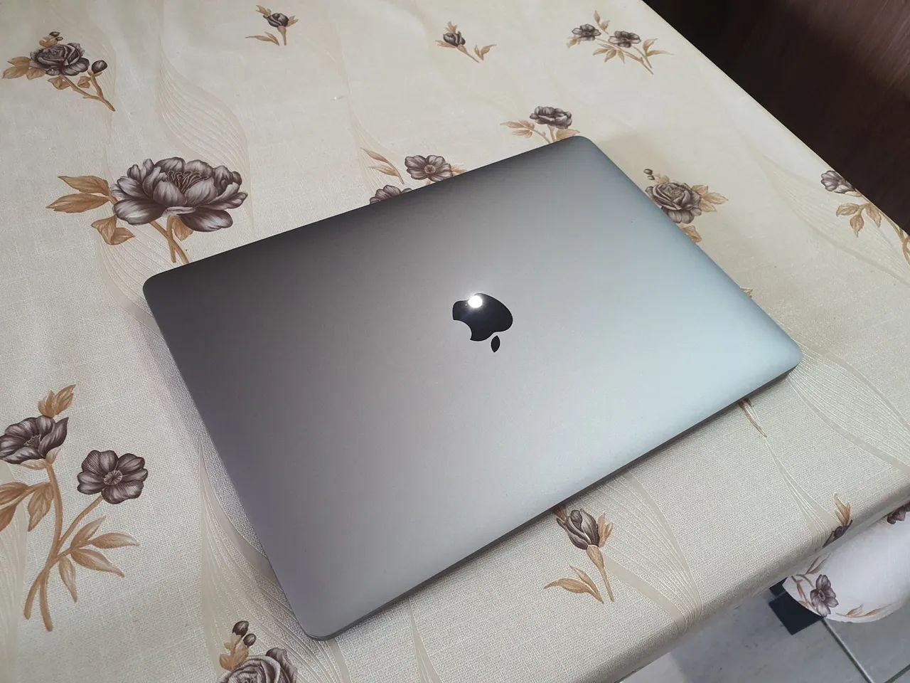 美品MacBook Pro 2018 Retina Core i7 macbook pro i7 2018
