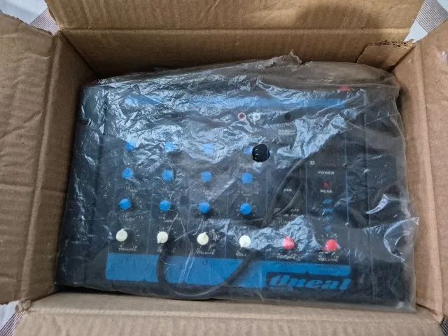 Mesa de Som 4 canais Oneal  - Foto 3