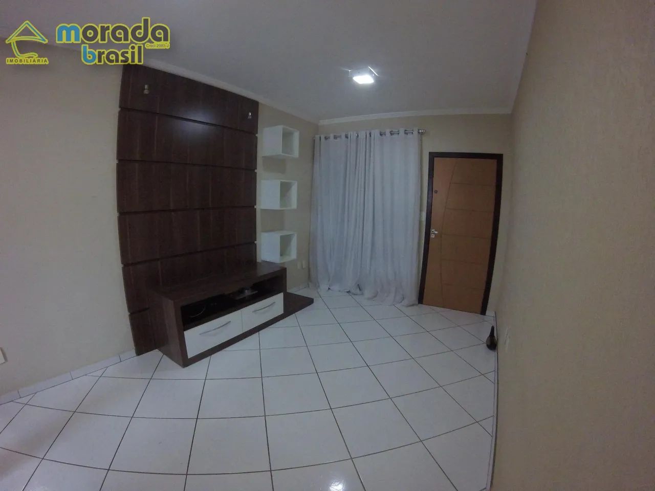 Imóvel para aluguel possui 70 metros quadrados com 2 quartos - Foto 2