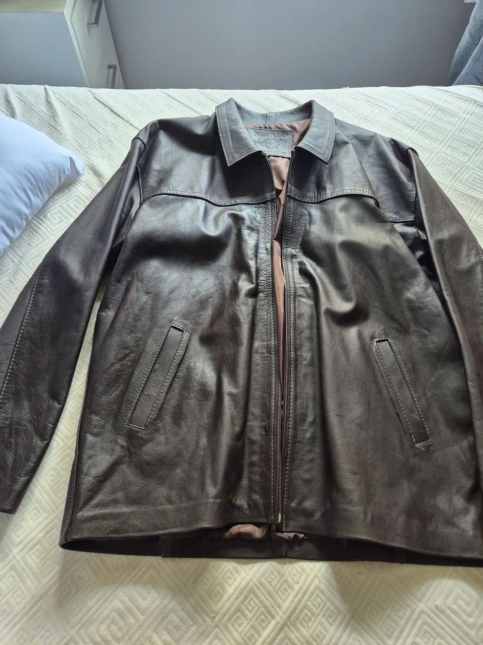 Jaqueta de couro legítimo 