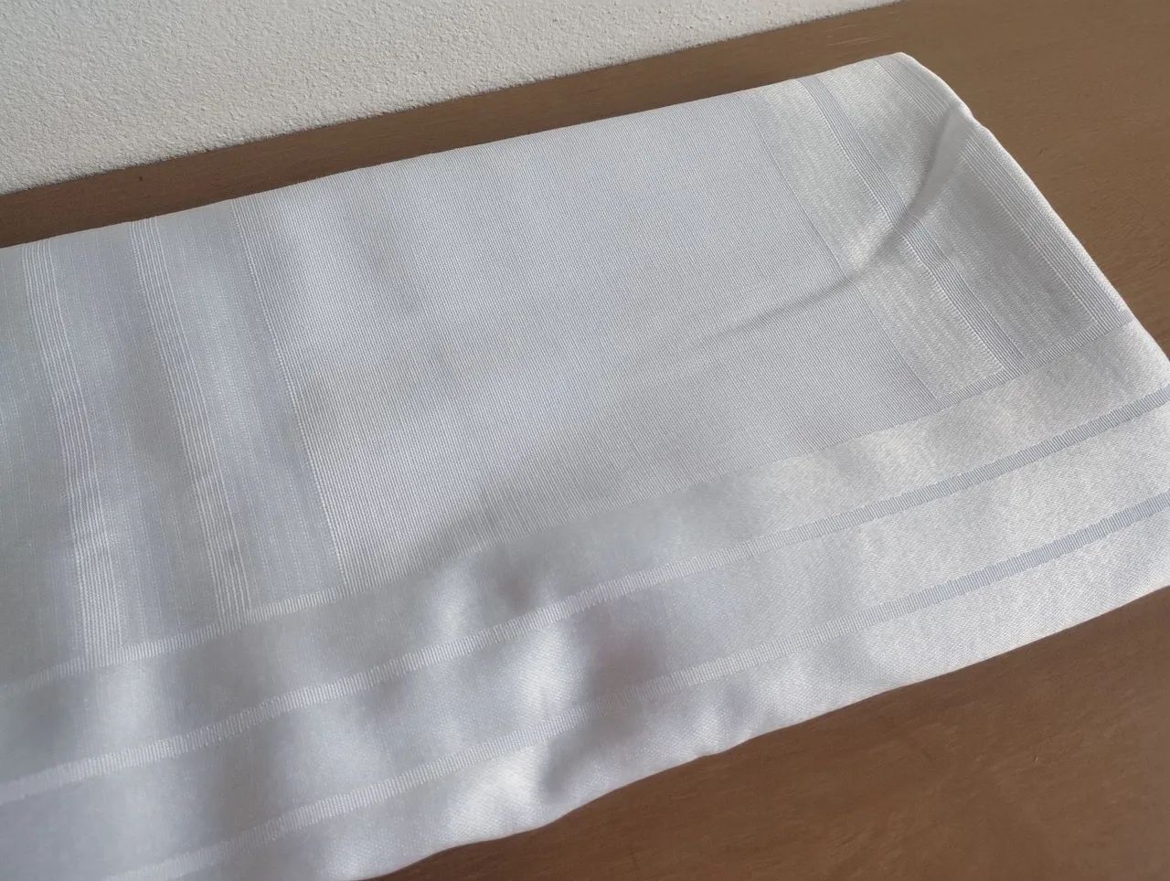 Toalha de mesa branca - 1,60m x 2,50m - Foto 3