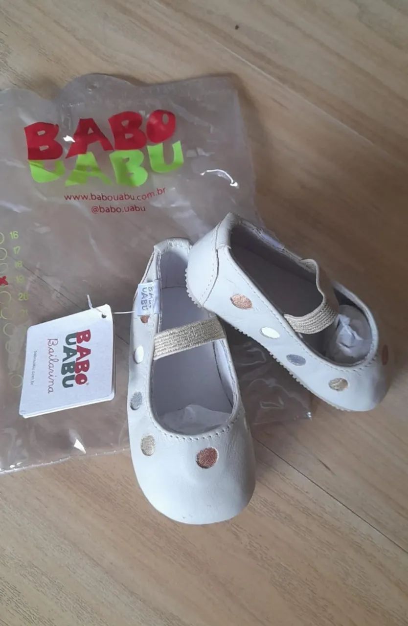 Sapatinho Babo Uabu (NOVO, com etiqueta) - Tam 19