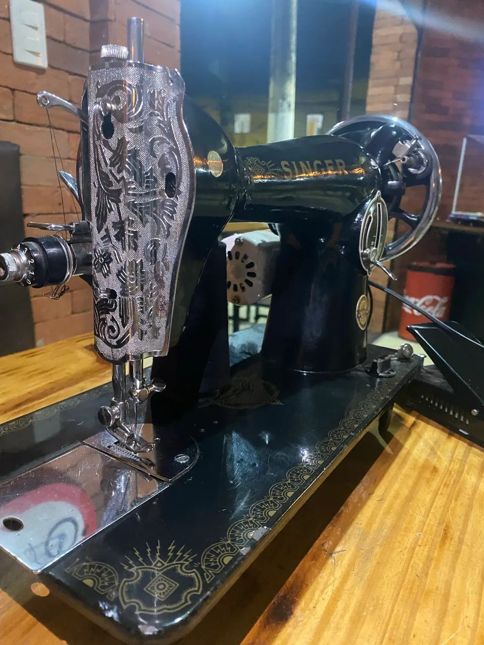 Máquina de costura antiga 