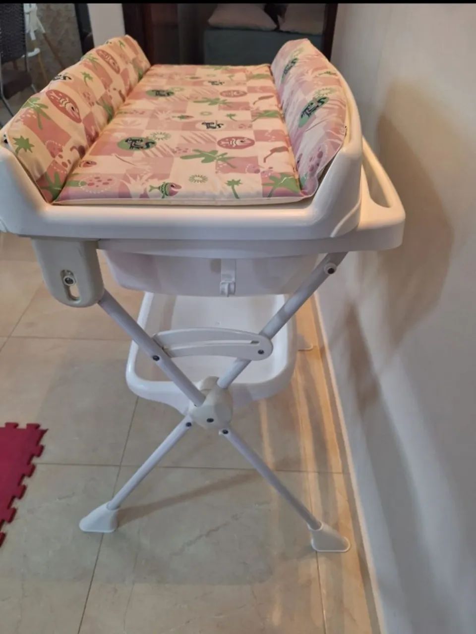 Banheira com trocador64860948377347122