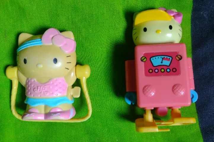 LOTE COM 3 BRINQUEDOS HELLO KITTY - Foto 2