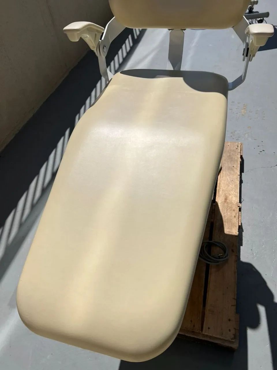 Cadeira Olsen estética e HOF<br><br>Estofamentos íntegros  - Foto 5