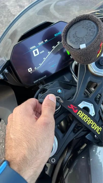 BMW S 1000 RR - Esportiva de Alta Performance - Foto 2