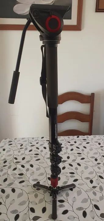 Vendo ou troco Monopé Manfrotto MVM500A com Cabeça Hidráulica - Foto 2